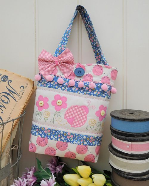 The Rivendale Collection-Betsey Bug Bag Pattern
