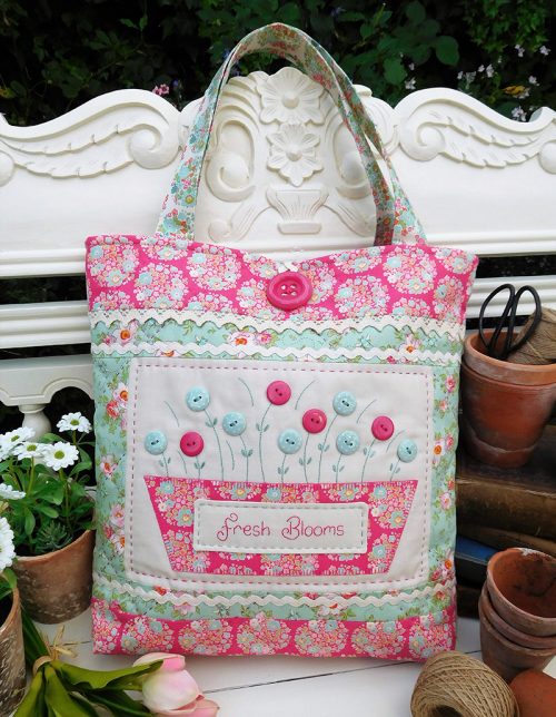 The Rivendale Collection-Fresh Blooms Bag Pattern
