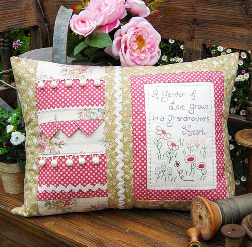 The Rivendale Collection-Grandmother's Heart Cushion Pattern