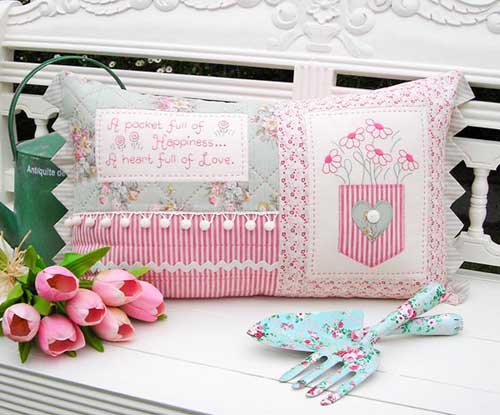 The Rivendale Collection-Heart full of love Cushion Pattern