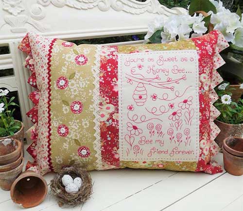 The Rivendale Collection-Honey Bee Cushion Pattern