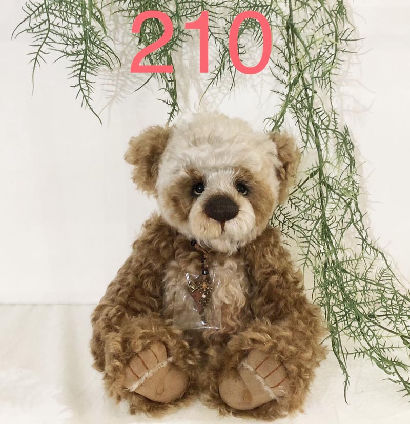 Isabelle Charlie Bear Kumiki 2024