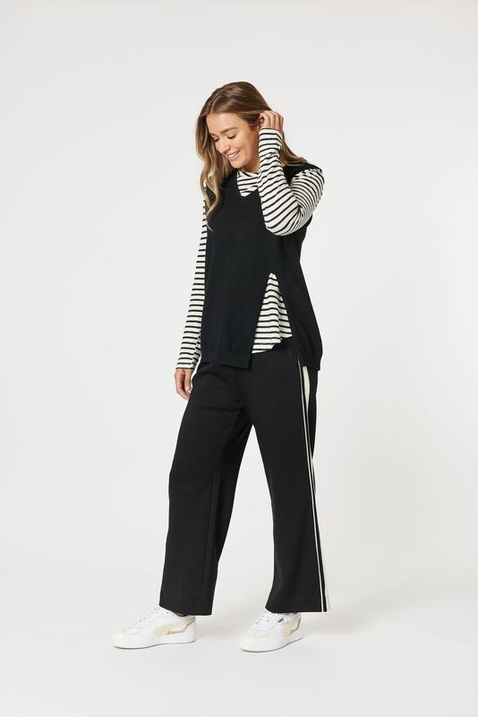 Threadz Vicky Vest Black 44373