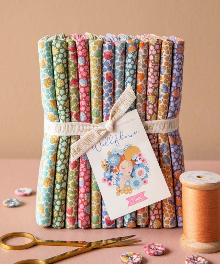 Patchwork Fabric Tilda Bellflower Pine 110127