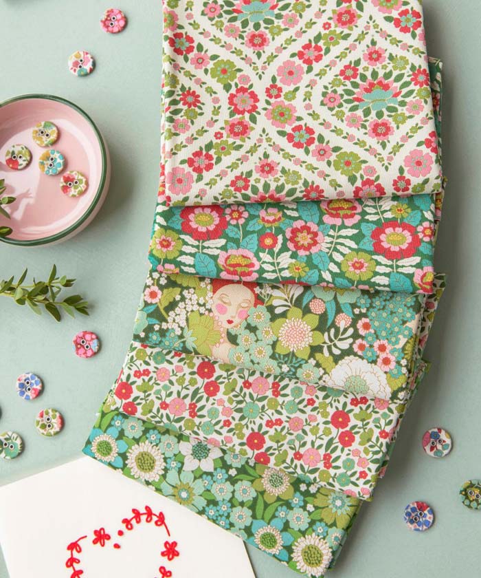 Tilda Wallflower Bianca Green 10017 PER METRE