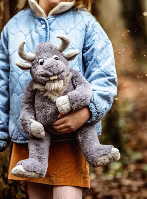 Cobblestone Bearhouse By Charlie Bears